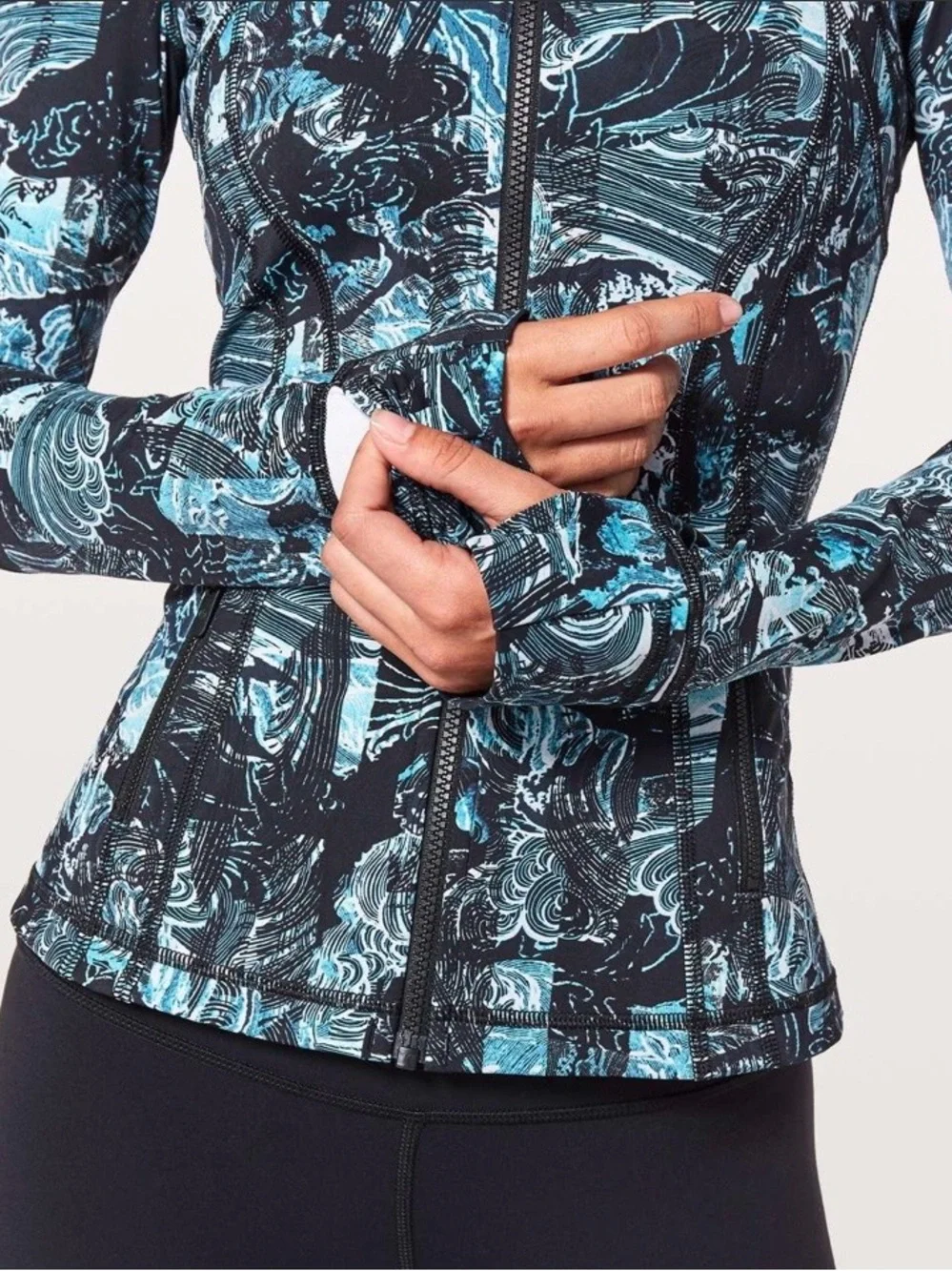 lululemon athletica outstanding preowned